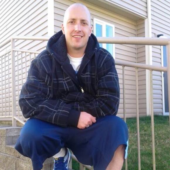 Meet your Posher, Damien - Picture 1 of 1